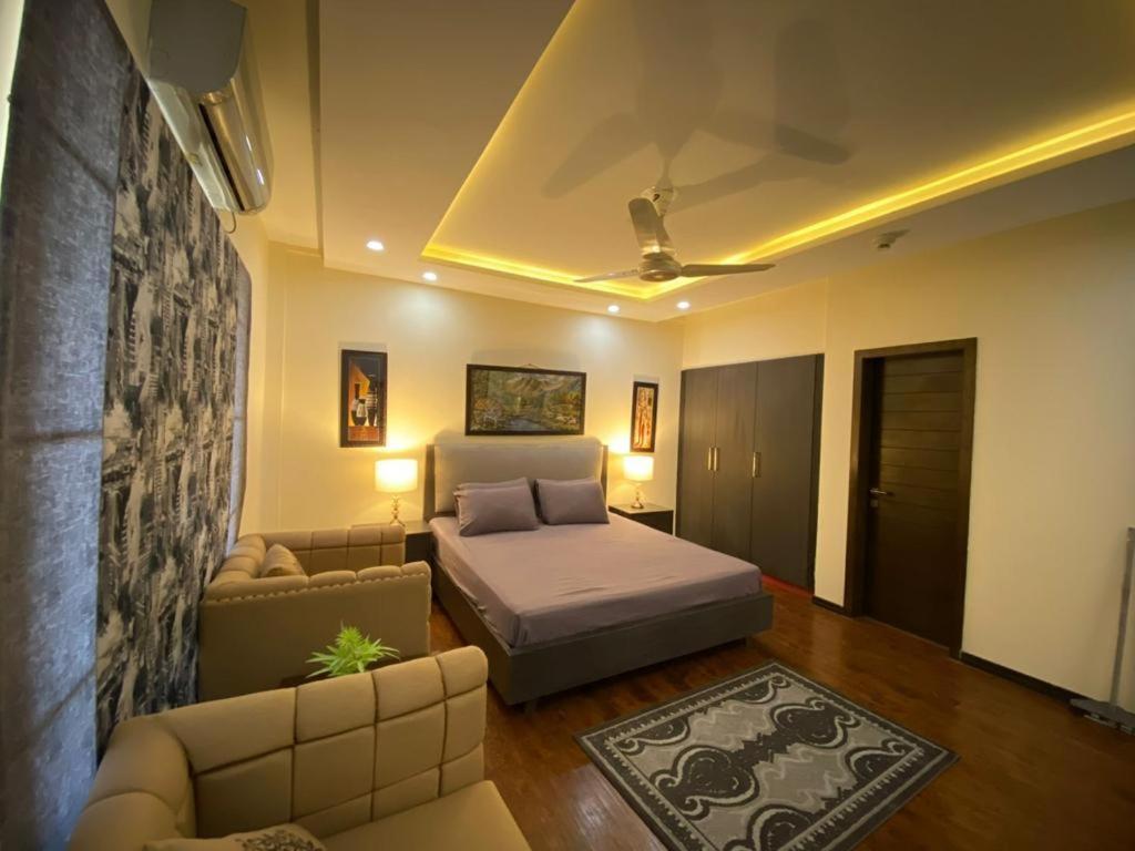 De-Meridian Luxury Apartments Rawalpindi Esterno foto