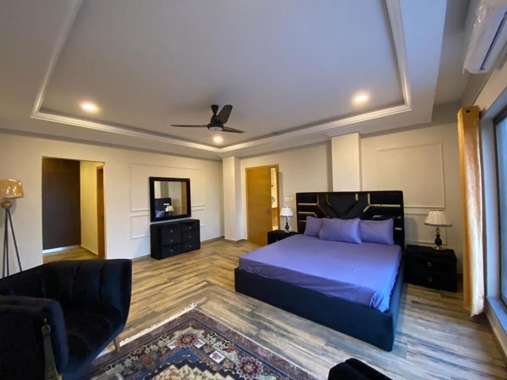 De-Meridian Luxury Apartments Rawalpindi Esterno foto
