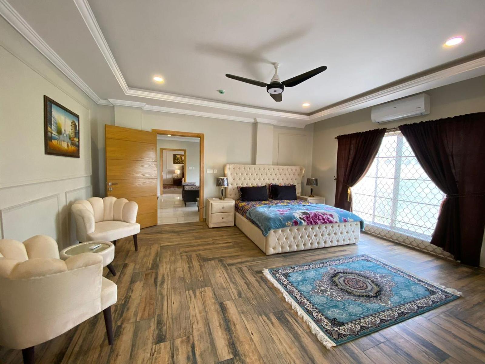 De-Meridian Luxury Apartments Rawalpindi Esterno foto