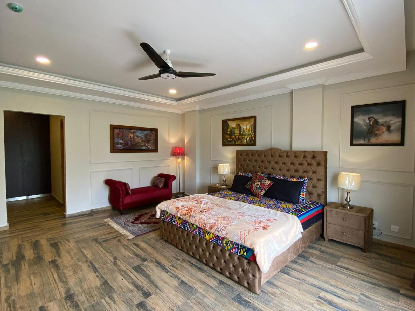 De-Meridian Luxury Apartments Rawalpindi Esterno foto